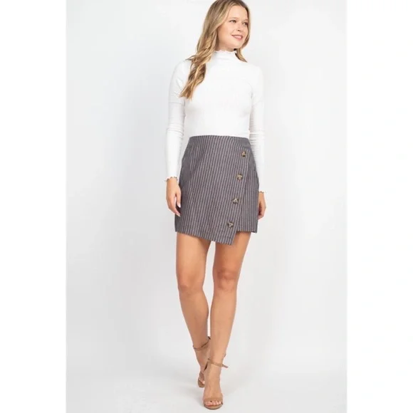 Chic Blue Denim Striped Asymmetric Pencil Skirt with Buttons - Picture 5 of 16